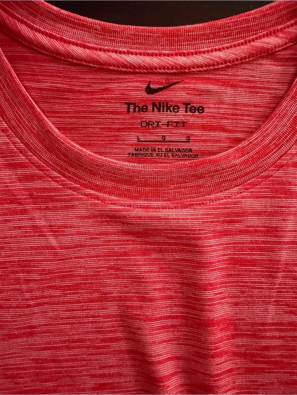 NWT Nike Dri-FIT Heathered Red Athletic Tee - Picture 4 of 5
